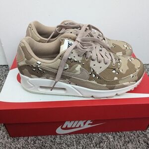 Nike Women’s Air Max 90 'Desert Camo' Size 8 Hemp Sail | DX2313-200